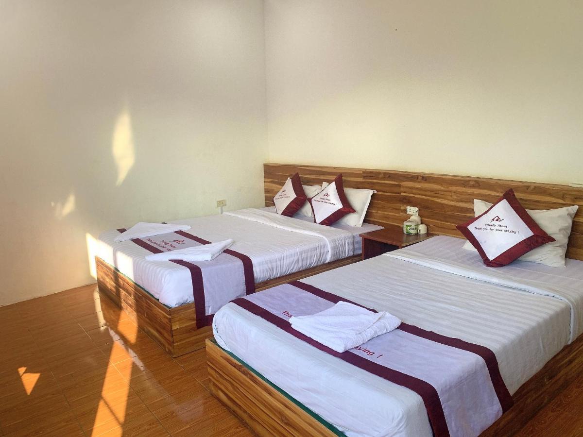 Vang Vieng Lily Backpackers Hostel מראה חיצוני תמונה