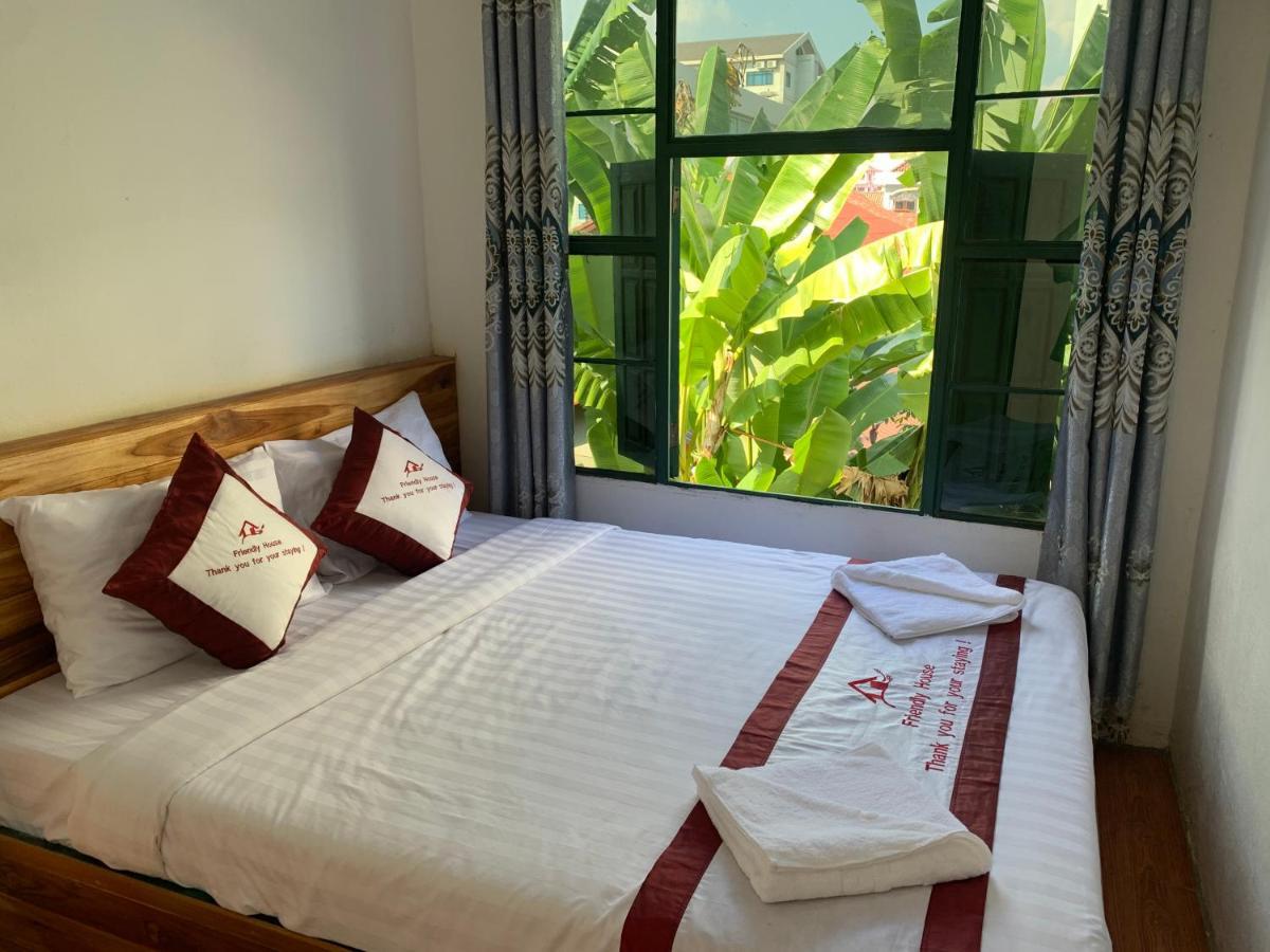 Vang Vieng Lily Backpackers Hostel מראה חיצוני תמונה