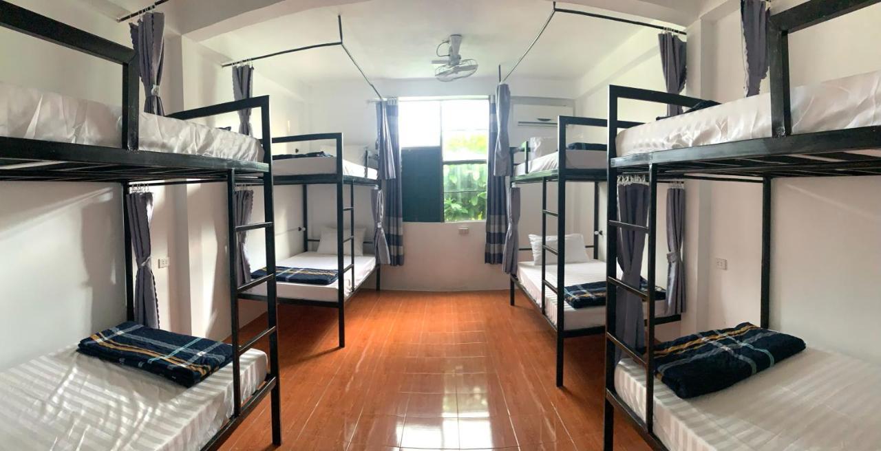Vang Vieng Lily Backpackers Hostel מראה חיצוני תמונה