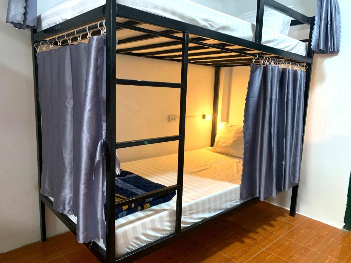 Vang Vieng Lily Backpackers Hostel מראה חיצוני תמונה